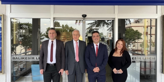 RONA YIRCALI’DAN BALIKESİR LİSESİ’NE ZİYARET